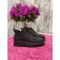Женские черные ботинки из натуральной кожи Арт. 2064-01 Женские черные ботинки из натуральной кожи Арт. 2064-01